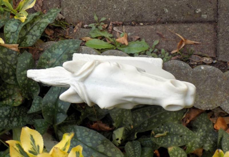 Kunsteinfigur Marmorfigur Pferdekopf Plastik antike Marmor Optik 24cm