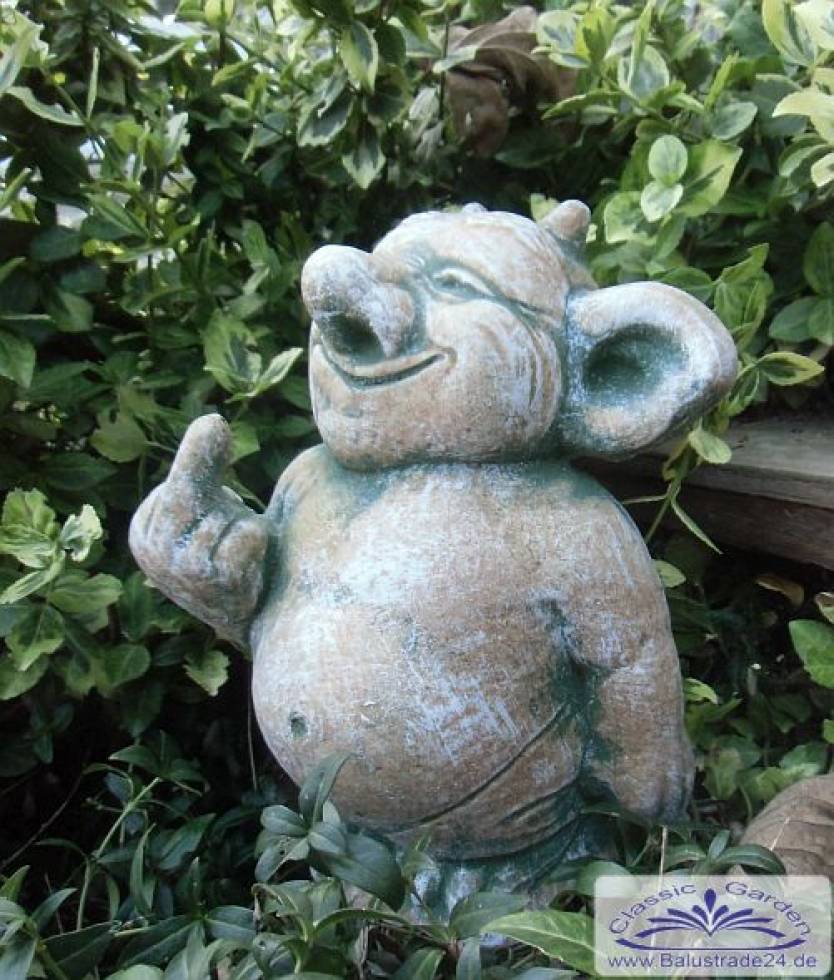 Trollfrau mit Stinkefinger grau  Wichtel  Gnom Gartenfigur Steinfigur 