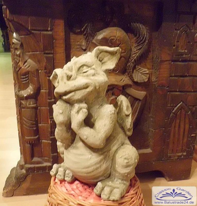 trollige gartendrachen figur