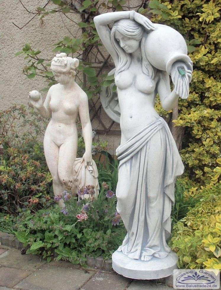 Figur erotische Frau mit Amphore