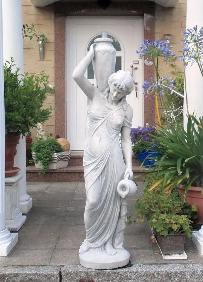 Gartenfigur Frau mit Krug