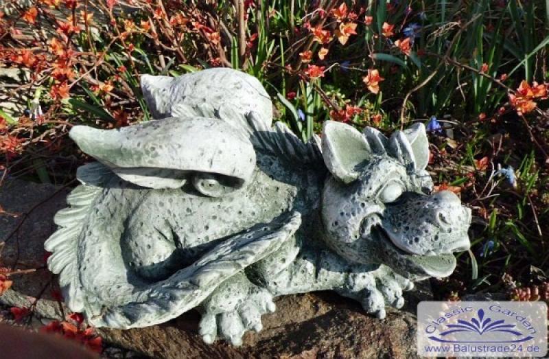 Steinfigur Drache