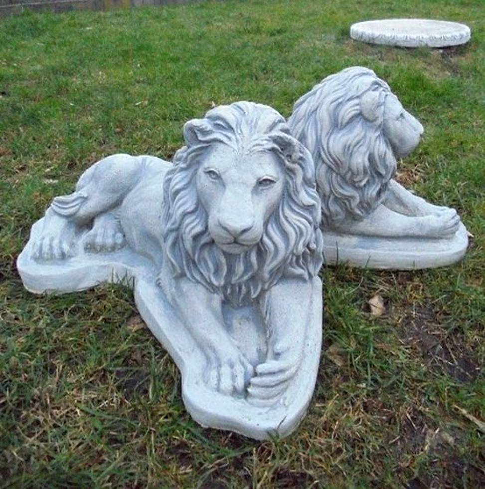 Löwenfiguren aus Beton Kunststein