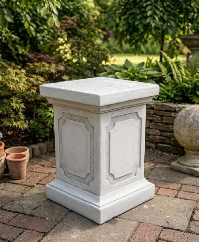 Sockel für Figuren Pflanzgefäß Vasen Amphoren Beton Postament 50cm