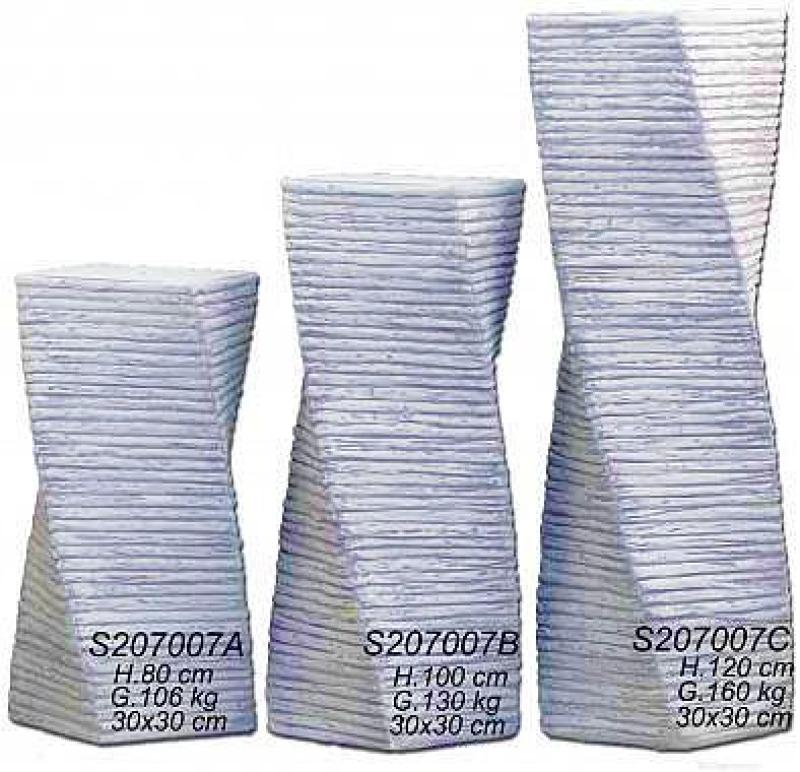 Steinsäulen für Brunnen