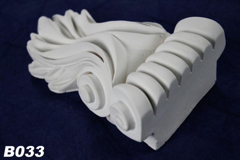 B033 Konsole als schmuckvolle leichte Wandkonsole aus Polyurethan Hartschaum 136x100mm Tiefe 50mm