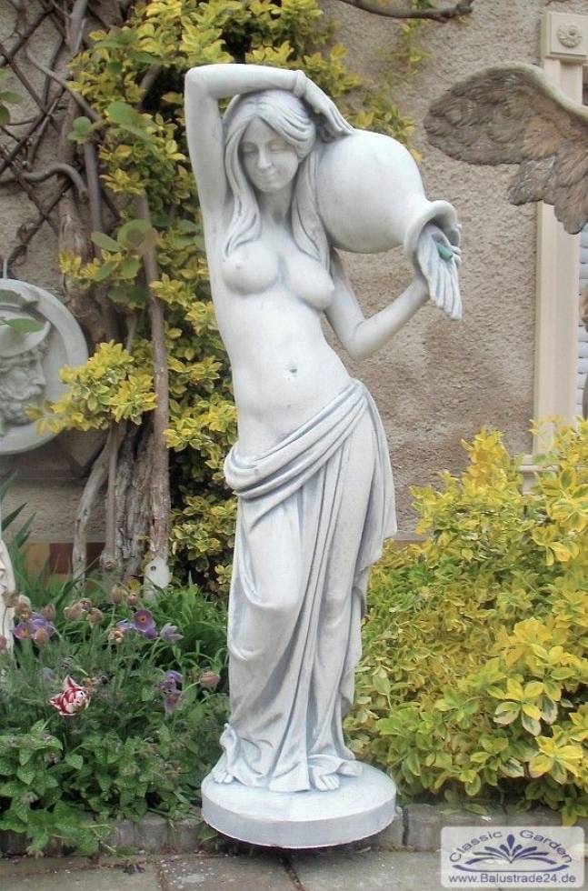 Brunnenfigur moderne Figur Frau