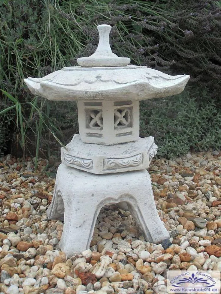 pagode gartendeko steinlaterne