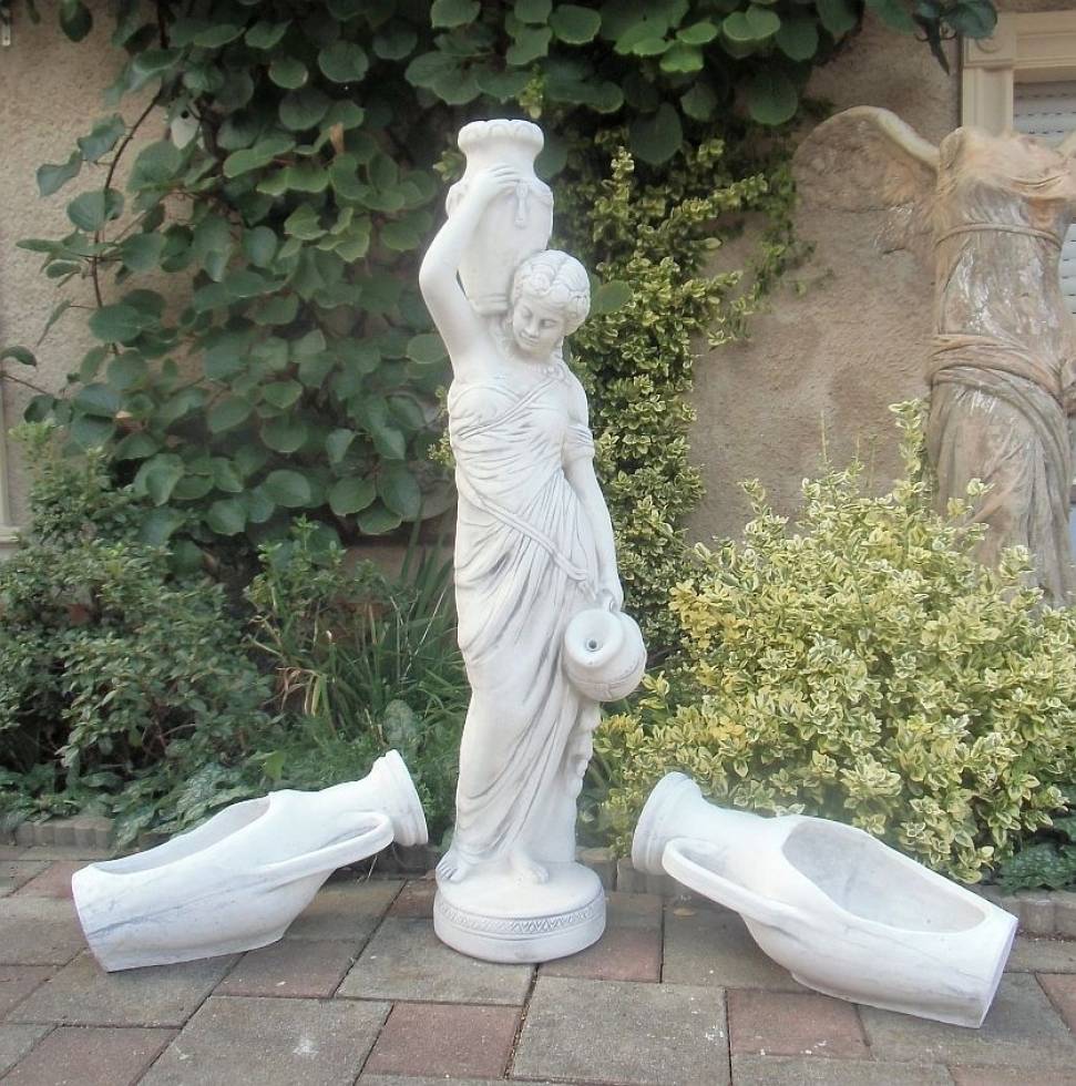 Garten Skulptur Frau mit Wasserkrug