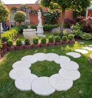 Baumring Platten Gartenweg Trittstein 49cm Trittplatten Weißbeton Betonplatten