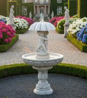 Kinder Brunnen mit Regenschirm
