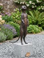Gartenfigur Bronzeskulptur Erdmännchen Josef