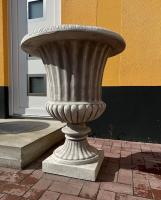Schöne Amphore aus Steinguss perfekt für Garten Terrasse Haus Eingang