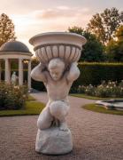 Atlas Skulptur mit Schale