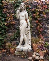 Exotische Gartenfigur Mata Hari Nackttänzerin