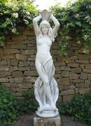 Frau mit Muschel Anteia