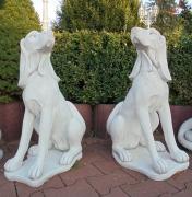 weiße Hunde aus Beton Kunststein