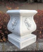 Sockel für Gartenfiguren und Skulpturen